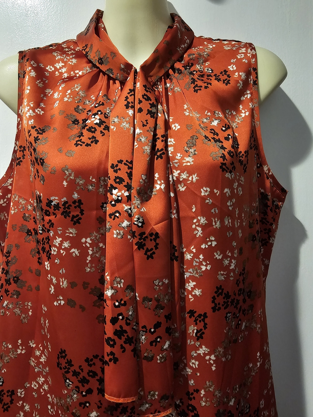 Women's Orange Floral Satin Tie-Neck Sleeveless Top